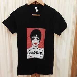 Liza Minnelli Women’s Graphic T Shirt Size XS